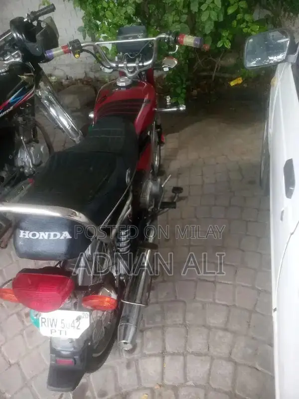 Road Prince 16 Motorcycle Model Complete Single Cylinder