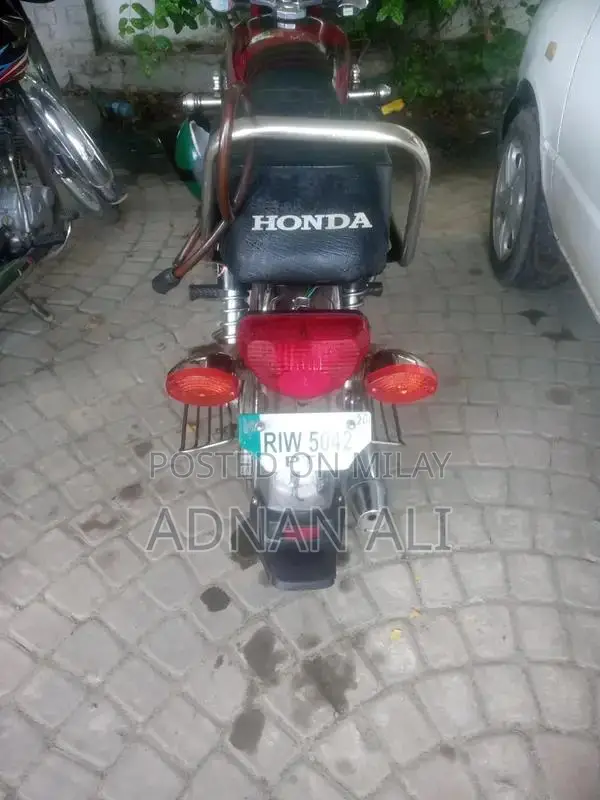 Road Prince 16 Motorcycle Model Complete Single Cylinder