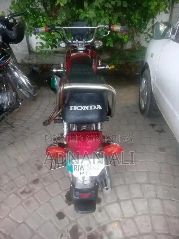 Road Prince 16 Motorcycle Model Complete Single Cylinder