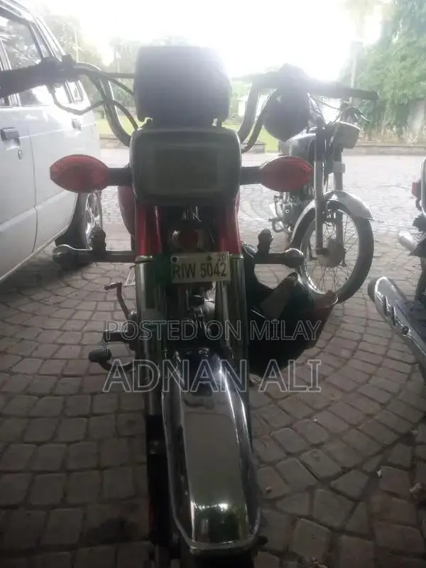 Road Prince 16 Motorcycle Model Complete Single Cylinder