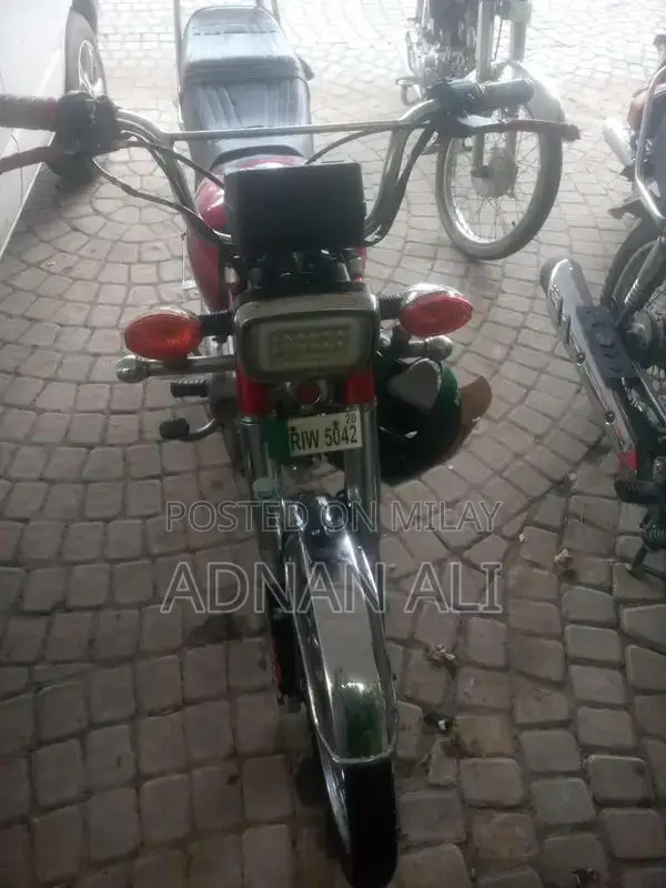 Road Prince 16 Motorcycle Model Complete Single Cylinder