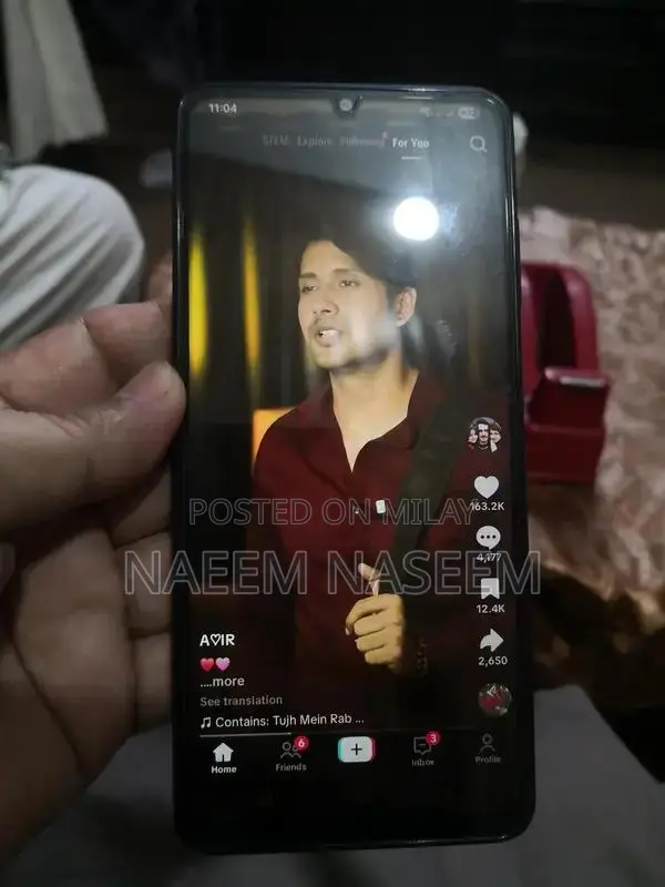 Budget Smartphone with Compact Design and Long Battery Life