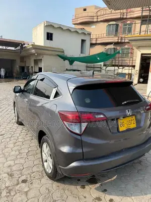 Honda Vezel X Sensing Compact SUV - Low Mileage Import