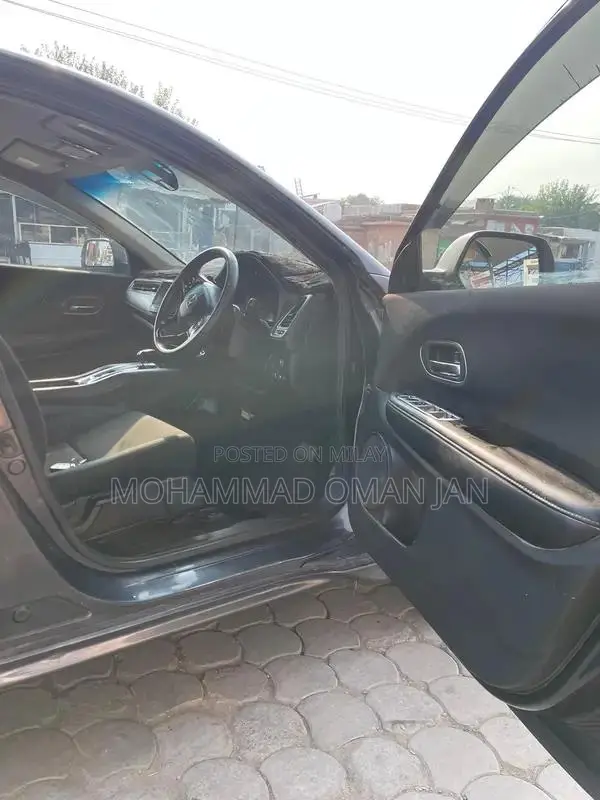 Honda Vezel X Sensing Compact SUV - Low Mileage Import