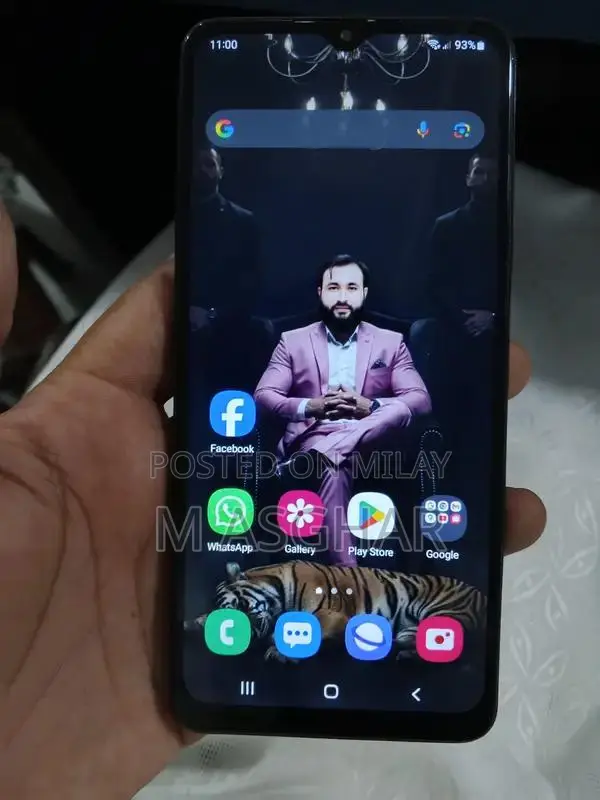 Samsung Galaxy A12 Smartphone 4GB RAM 64GB Storage