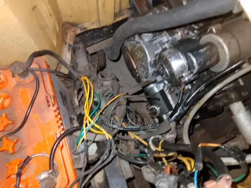 RozGar Tanaatan Rickshaw Vehicle