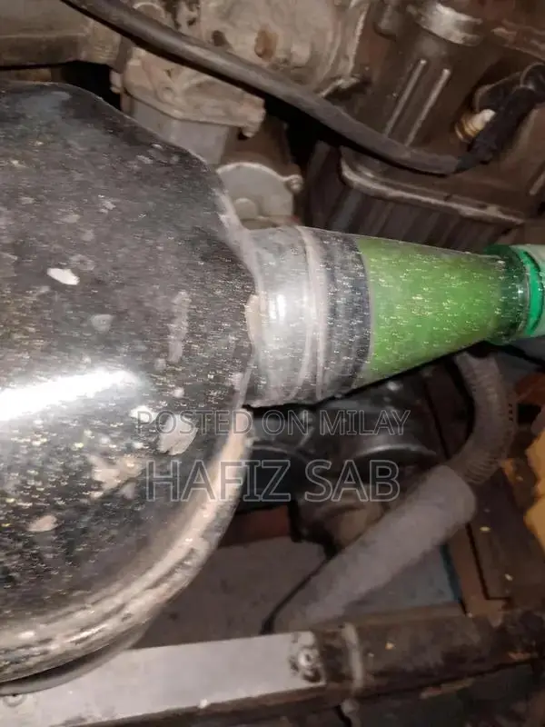 RozGar Tanaatan Rickshaw Vehicle