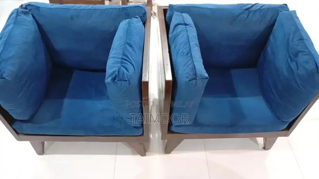 Comfortable 5 Seater Blue Design Sofa Set