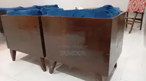 Comfortable 5 Seater Blue Design Sofa Set