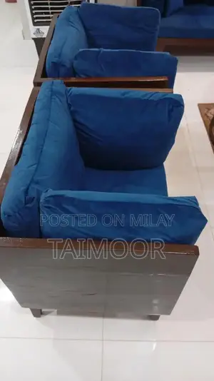 Comfortable 5 Seater Blue Design Sofa Set