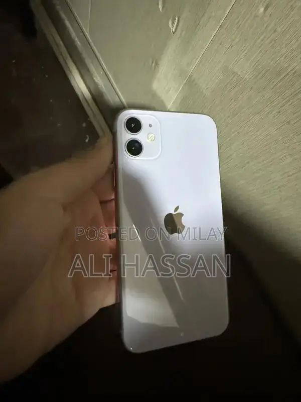 Apple iPhone 11 Smartphone Deep Purple Edition