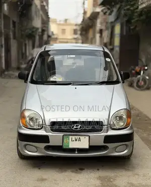 Photo - Hyundai Santro 2005 Club Hatchback - Well Maintained