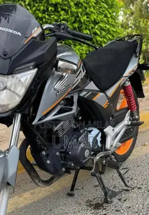 Photo - Honda CB150F Motorcycle - 2022/2023 Model