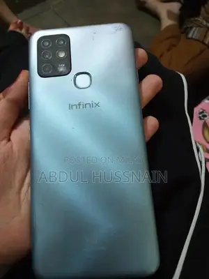 High-Performance Compact Smartphone with Advanced Features