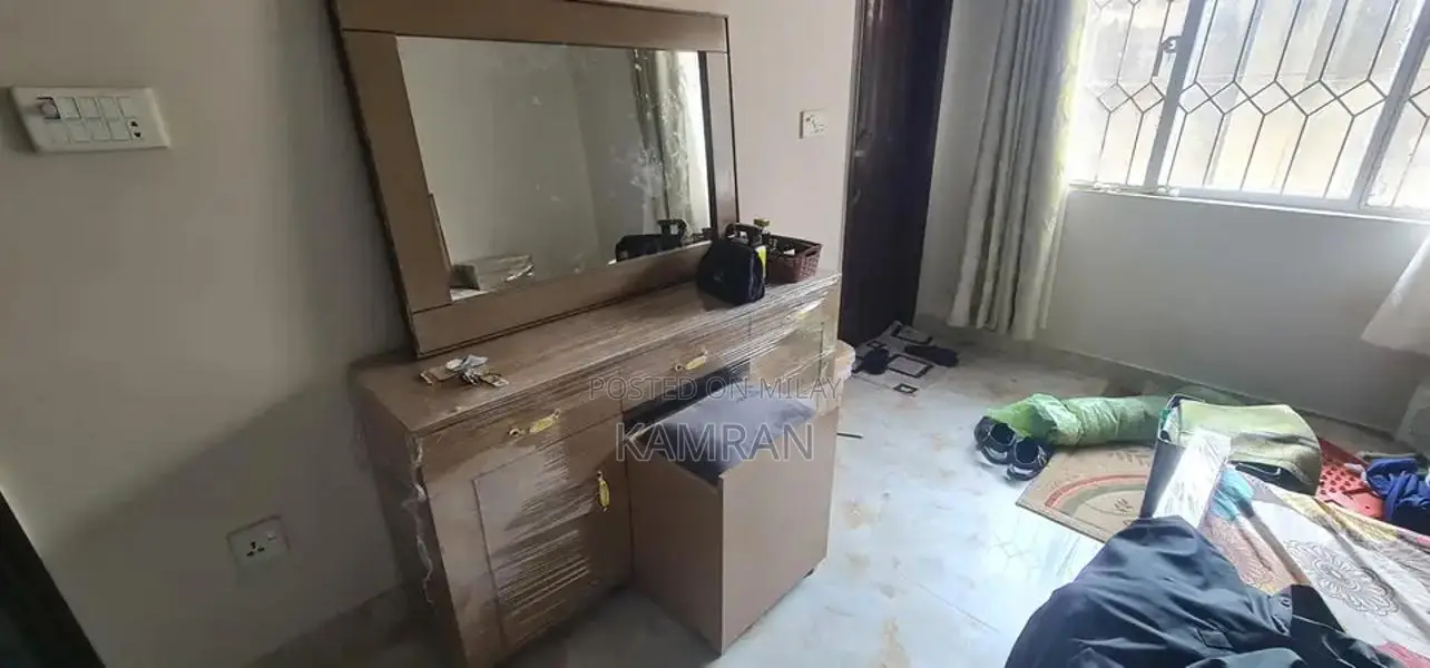 King Size and Single Bedroom Set with Dressing Tables