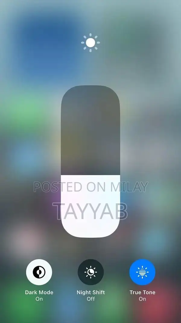 Apple iPhone SE 2020 128GB Unlocked Smartphone