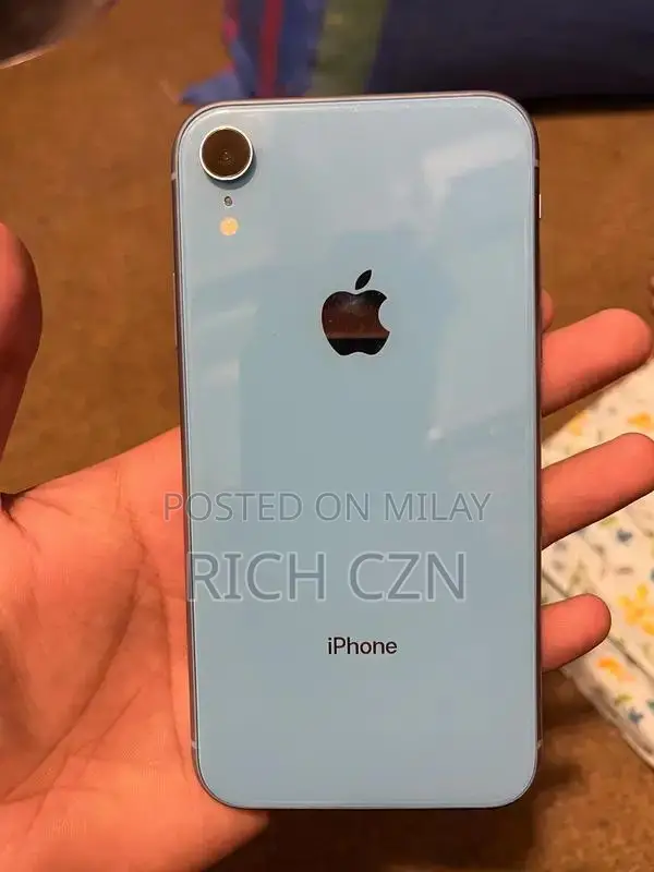 iPhone XR 64GB Blue Smartphone - Excellent Condition