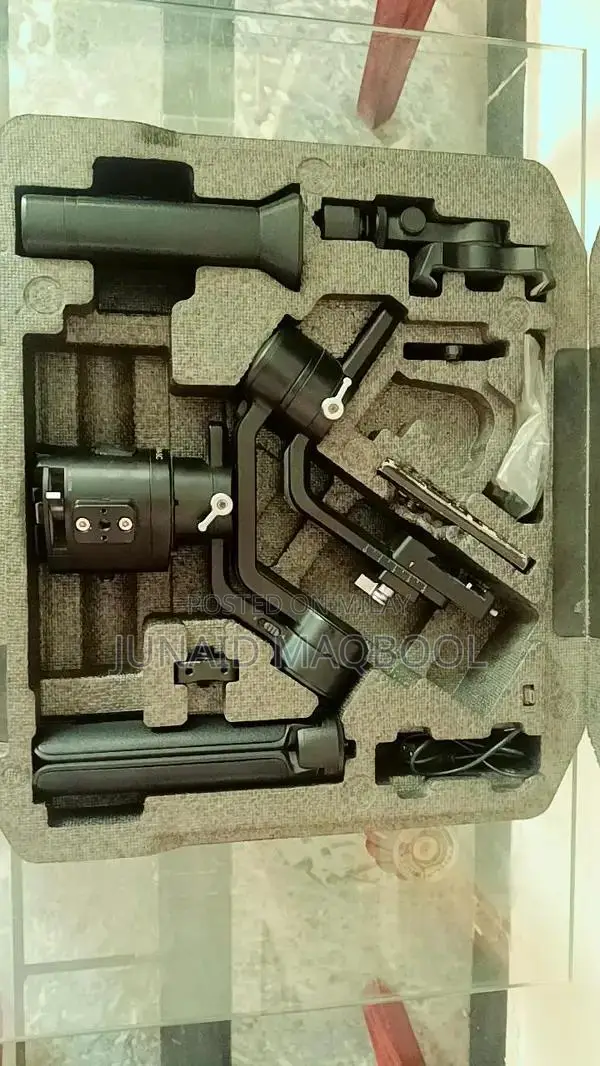 DJI Ronin SC Compact Mirrorless Camera Gimbal Stabilizer