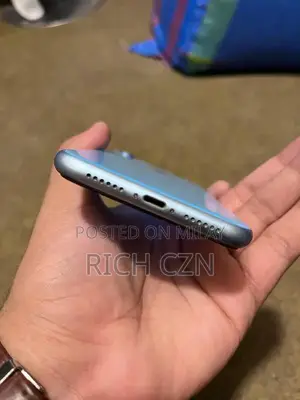 iPhone XR 64GB Blue Smartphone - Excellent Condition