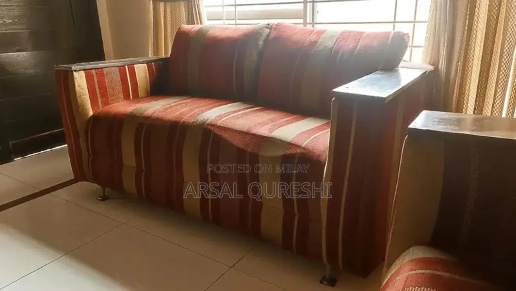 Wooden 6-Seater Living Room Sofa Set