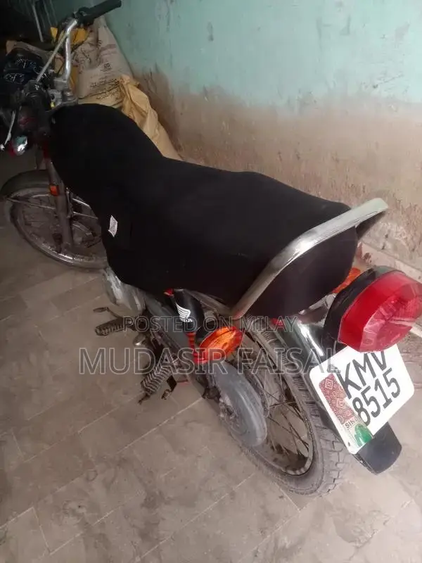 United 125cc Motorcycle in Excellent Condition