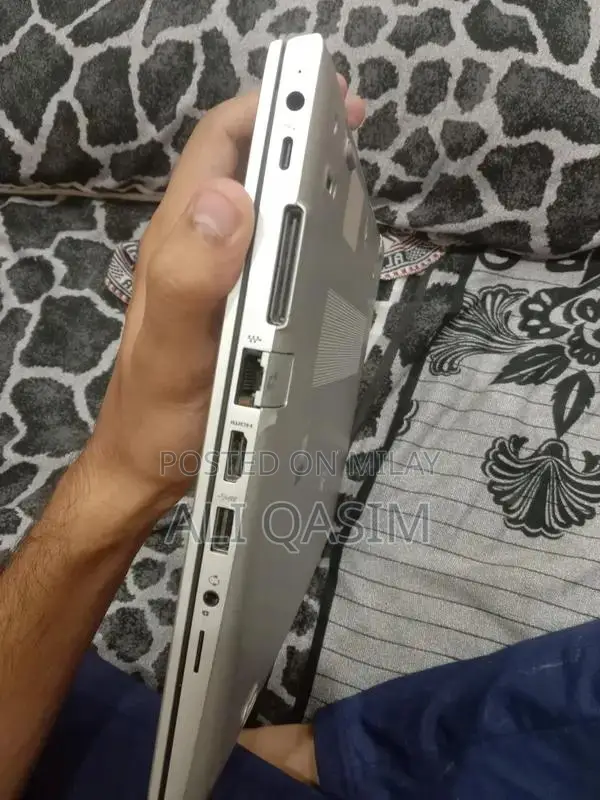 HP EliteBook 8th Gen Core i7 Business Laptop