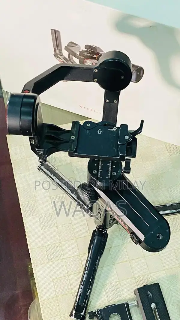 Zhiyun Weebill S Handheld Camera Gimbal Stabilizer