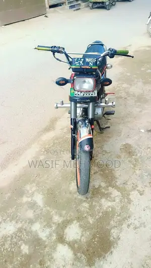 Honda CG 125cc Motorcycle Single Cylinder