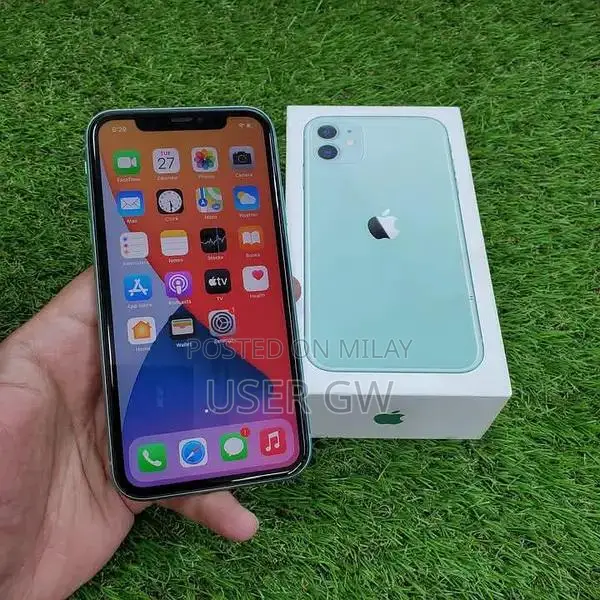 Apple iPhone 11 128GB Waterproof Smartphone