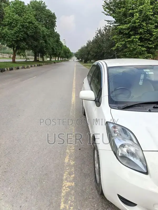 Toyota Vitz 2007 Imported Sedan