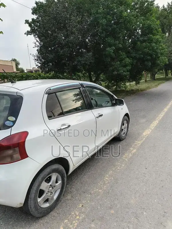Toyota Vitz 2007 Imported Sedan