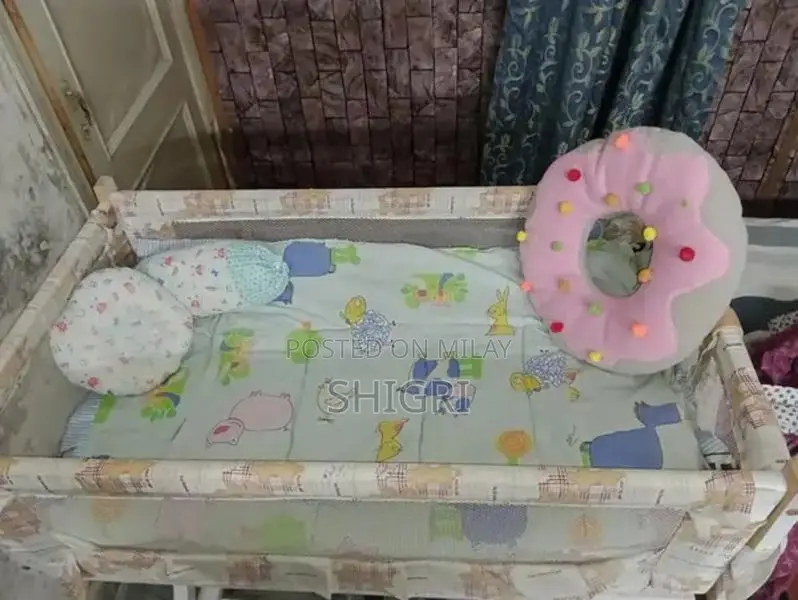 Baby Cot Swing for Infants - Comfortable Resting Spot