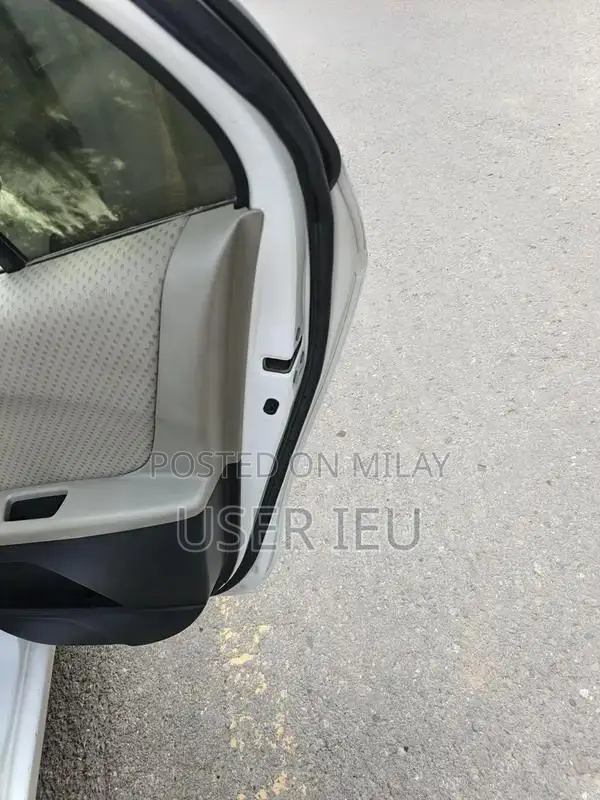 Toyota Vitz 2007 Imported Sedan