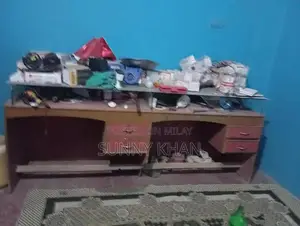 Photo - Commercial Counter for Office or Shop Space - 2x8 F Size