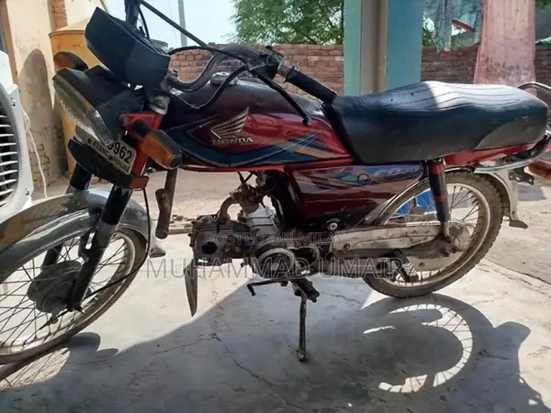 CD 70 Motorcycle 2019 Model - Well Maintained
