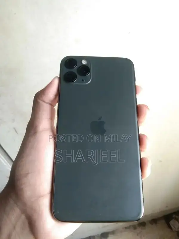 Apple iPhone 11 Pro Max 256GB Smartphone