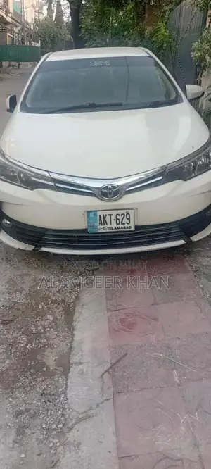 Toyota Corolla GLI 2017 Sedan Reliable Compact Car