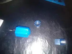 Photo - MoYu RS3M Magnetic Speed Cube Puzzle Toy