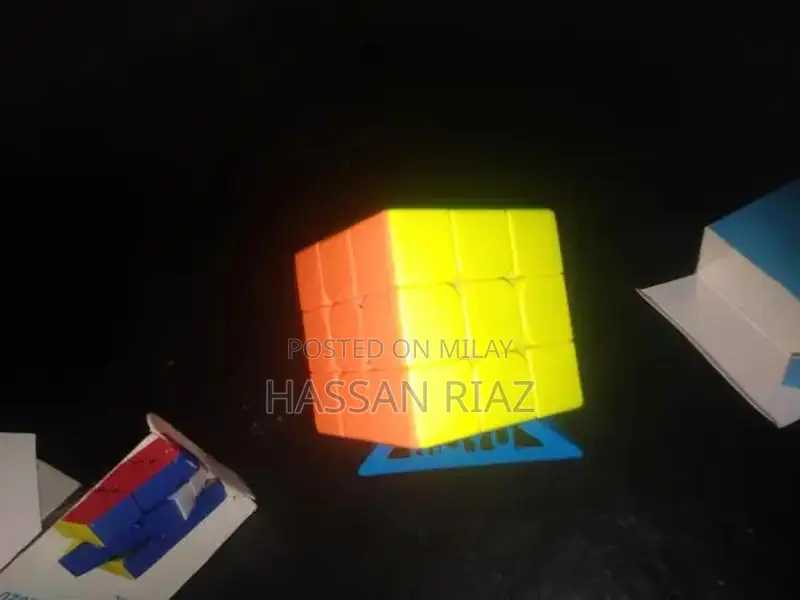 MoYu RS3M Magnetic Speed Cube Puzzle Toy