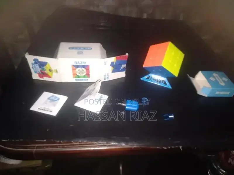 MoYu RS3M Magnetic Speed Cube Puzzle Toy