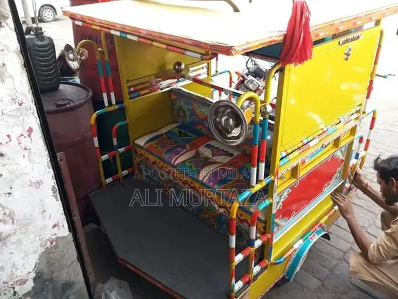 Suzuki Chingchi Rickshaw Sprinter Motorcycle