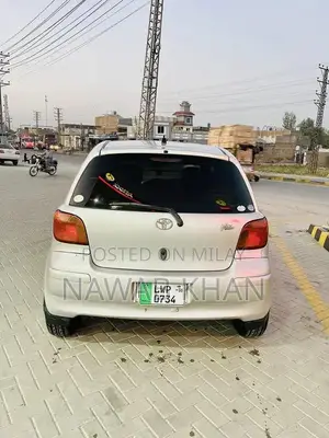 Toyota Vitz 1999 Compact City Car with AC