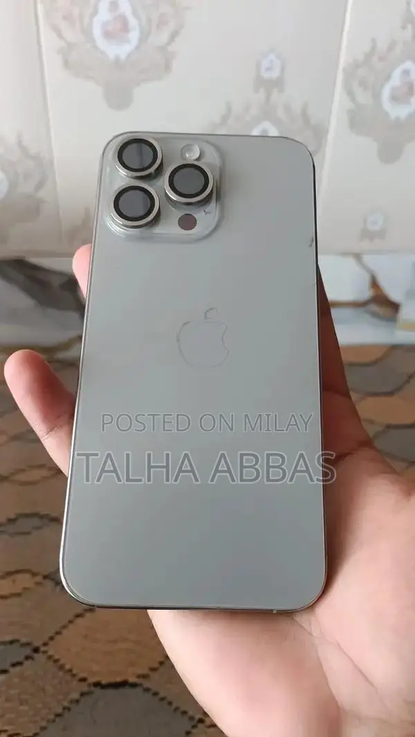 Apple iPhone 15 Pro Max - Titanium Edition 256GB