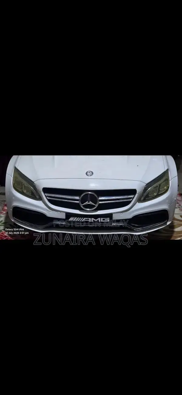 Kids Ride-On Car Toy with Minor Repair Needed