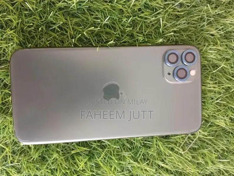 Apple iPhone 11 Pro Max 256GB Smartphone