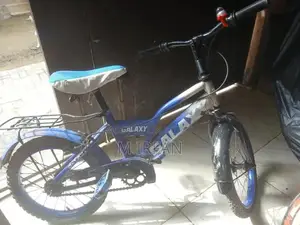 Photo - Morgen and Galaxy Bicycle Set for Sale