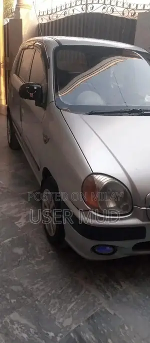 2004 Santeo Sedan Reliable Vehicle for Sale