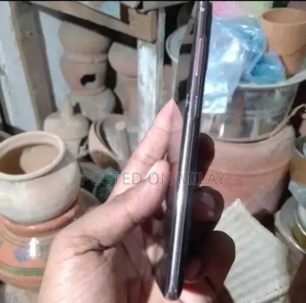 Samsung Galaxy S20 5G Smartphone High Performance Mobile