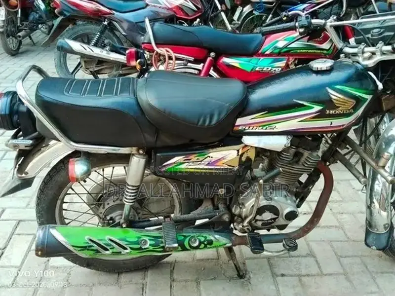 Honda CG 125 Motorcycle - Well Maintained Low Mileage