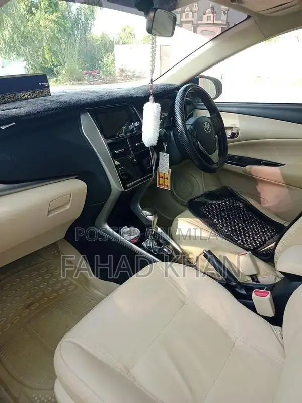 Toyota Yaris 1.5 Ativ X Top-Line Sedan